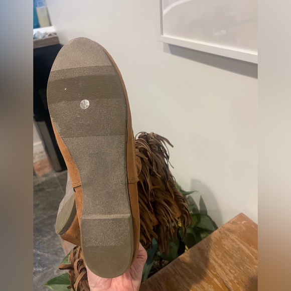 Genuine Leather/Suede Moccasin Boots - Picture 3 of 10